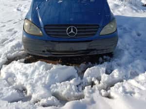 Dezmembrez Mercedes Vito Viano W639 Usa far aipa capota scaun parbriz — miniatura 1
