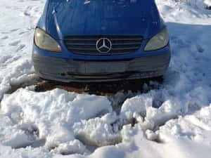 Dezmembrez Mercedes Vito Viano W639 Usa far aipa capota scaun parbriz — miniatura 9