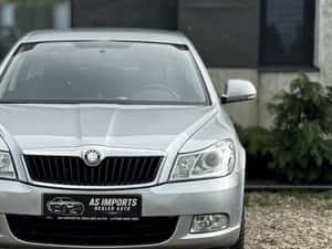 Skoda Octavia 1.6 diesel, 104 CP, 2009 — miniatura 3