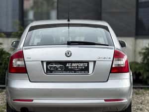 Skoda Octavia 1.6 diesel, 104 CP, 2009 — miniatura 6