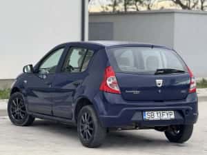 Dacia Sandero 1.5 Diesel 2009 — miniatura 10