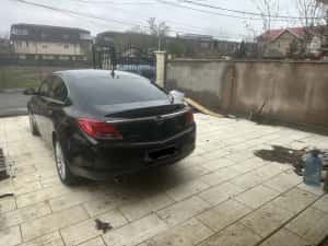 Vand opel insignia 2.0 cdti cod motor A20dtj in perfecta stare de func — miniatura 9