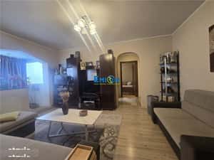De vanzare apartament 2 Camere Mobilat str Cornisa zona Scoala 10