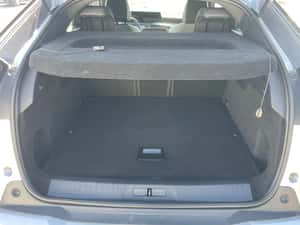 Peugeot 3008 Hybrid4 2024 – SUV hibrid, tracțiune fata — miniatura 7