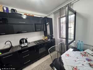 AP. 2 CAMERE - MOBILAT, BUCATARIE INCHISA, PARCARE INCLUSA,COMISION O% — miniatura 3