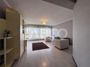 De vanzare apartament spatios cu terasa si priveliste Andrei Muresanu