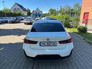 BMW 320 Automată 184 HP Benzină 2024 — miniatura 4