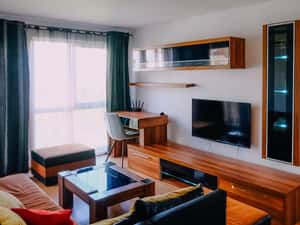 2 camere 51 mp Florești, zugrăvit recent, garaj | proprietar — miniatura 2