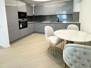 Apartament 3 camere Cortina North Pipera , parcare inclusă — miniatura 4