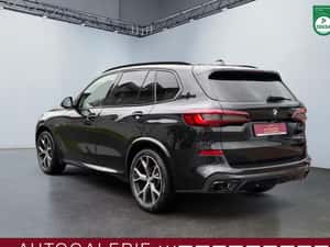 BMW X5 SUV 2022, 284 cp, Diesel, 4Uși, Negru — miniatura 4