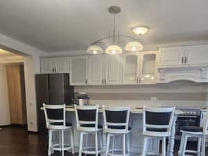 Închiriez apartament premium, 3 camere, garaj, lângă Coresi/ Tractorul — miniatura 4