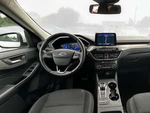 Ford Kuga Plug In Hybrid Automată 225 HP Hibrid (B/E) — miniatura 5