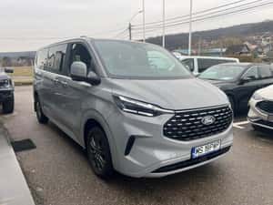 Ford Tourneo Custom Bus 320L L2H1 Titanium 2.0L 170 CP A8 AWD — miniatura 2
