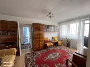 Ap2 camere confort 1 semidecomandat 48 mp +balcon 6 m Bd Mihai Viteazu — miniatura 3