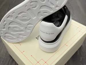 Adidasi Alexander Mc Queen l Produs NOU Premium din Piele - Full Box — miniatura 8