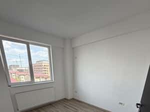 Apartament 3 camere — miniatura 5