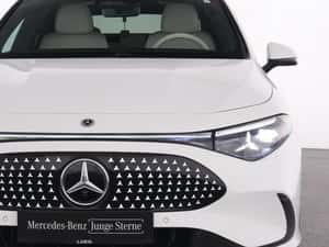 Mercedes-Benz CLA 250 Automată 272 HP Electric — miniatura 3
