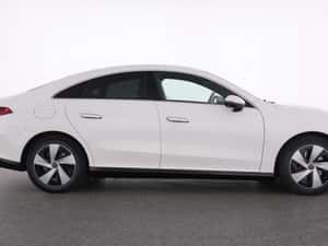Mercedes-Benz CLA 250 Automată 272 HP Electric — miniatura 6