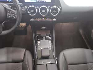 Mercedes-Benz GLA 180 - SUV second-hand — miniatura 6