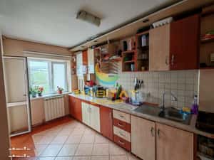Apartament 3 camere, et 1, centrala, boxa — miniatura 3