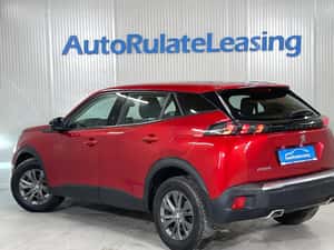 Peugeot 2008 1.2 Benzină, Manuală, 2022, 69.275 km, Roșu — miniatura 4