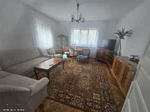 Eleganta unei vile si libertatea curtii 3 camere Str Negoiu Fagaras — miniatura 3