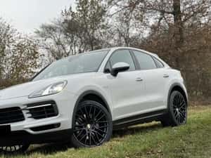 Porsche Cayenne Coupé 3.0 E-Hybrid — miniatura 7