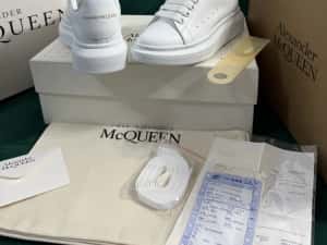 Adidasi Alexander McQueen piele naturala 100% Full Box colectie noua — miniatura 3