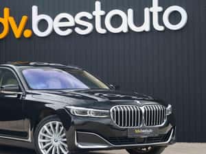 BMW 740d xDrive Automată 320 HP Diesel