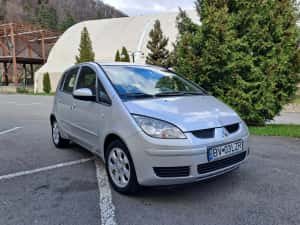 Mitsubishi Colt 2007 1.3i Benzina  **4 uși** — miniatura 4
