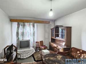 De vanzare apartament 2 camere Tudor parter. — miniatura 5