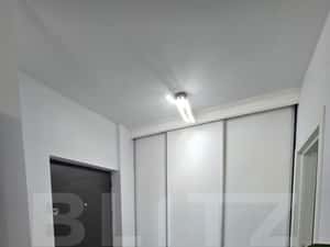 Apartament modern cu 3 camere, etaj intermediar, zona centrala, primar — miniatura 4