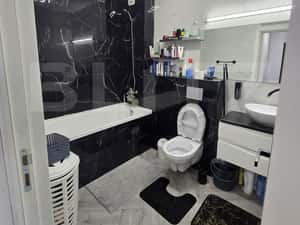 Apartament modern cu 3 camere, etaj intermediar, zona centrala, primar — miniatura 5