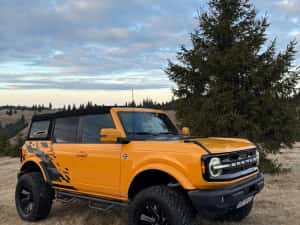 2023 Ford Bronco Outerbanks 4x4 Cyber Orange custom  stare impecabila — miniatura 2