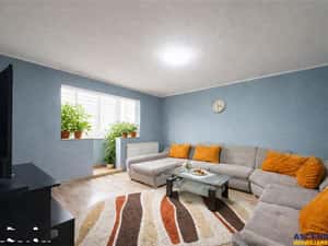 LIVE! Camin decomandat,4 camere,2 bai, conditii apreciabile,Ciucului,S — miniatura 3