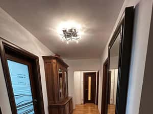 Unirii Dambovita, Camera Comerț, 1995, 5/7, 80mp, dec, metrou, RENOVAT — miniatura 4