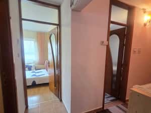 Apartament 2 camere pentru chirie 280euro etaj 1 Burdujeni Suceava — miniatura 4