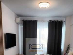 Apartament modern de închiriat – Unirea Tower, Iași | Vedere panoramic — miniatura 3