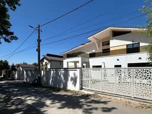 APARTAMENT 3 CAMERE, DECOMANDAT/ GAGENI/ PRAHOVA — miniatura 1