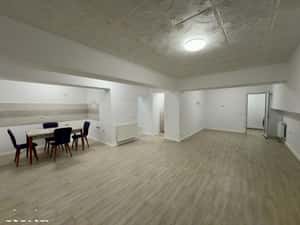 Apartament De Vânzare cu Două Camere În zona mosillor sec.2 — miniatura 2