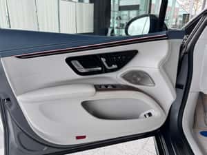 Mercedes-Benz EQS Berlină, Electric, 10.000 km, 2023 — miniatura 7