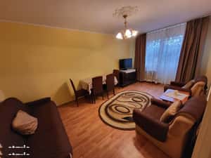 Inchiriez apartament doua camere in zona Dristor — miniatura 2