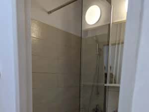 Etaj 1. Renovat. Disponibil imediat! — miniatura 7