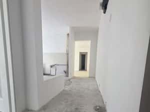 Apartament 3 camere etajul 2 renovat — miniatura 1