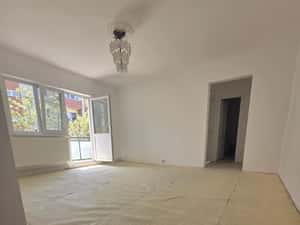 Apartament 3 camere etajul 2 renovat — miniatura 4