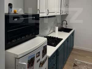 Apartament modern cu 2 camere, etaj intermediar, bloc nou, zona Univer — miniatura 2