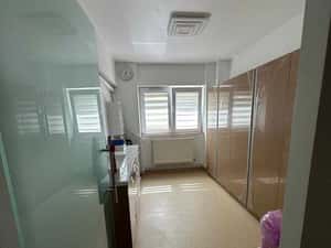 apartament 3 camere — miniatura 3