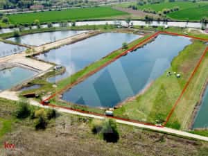 Teren Extravilan cu lac – Investiție în Natură și Agrement | 35.251 mp