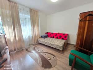 2 camere, Bulevardul Roman Mușat, etaj 1, mobilat și utilat — miniatura 3