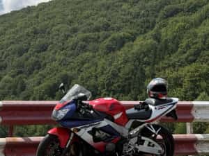 Honda CBR 929 RR- Pret fix pana in 20.04 — miniatura 7